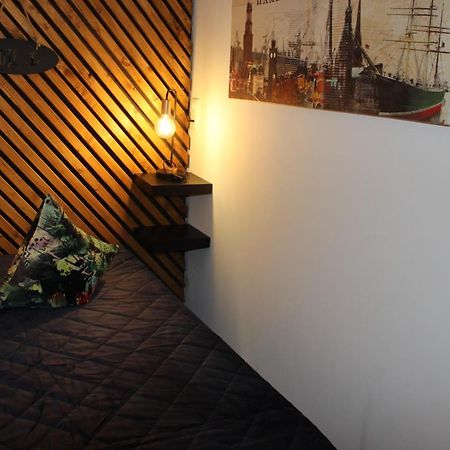 Kleine Souterrain Wohnung Naehe Hamburg 노이불름슈토르프 외부 사진