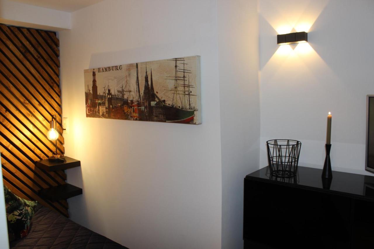 Kleine Souterrain Wohnung Naehe Hamburg 노이불름슈토르프 외부 사진