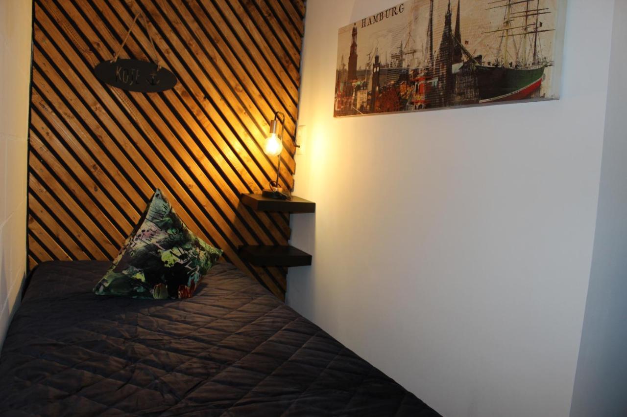 Kleine Souterrain Wohnung Naehe Hamburg 노이불름슈토르프 외부 사진