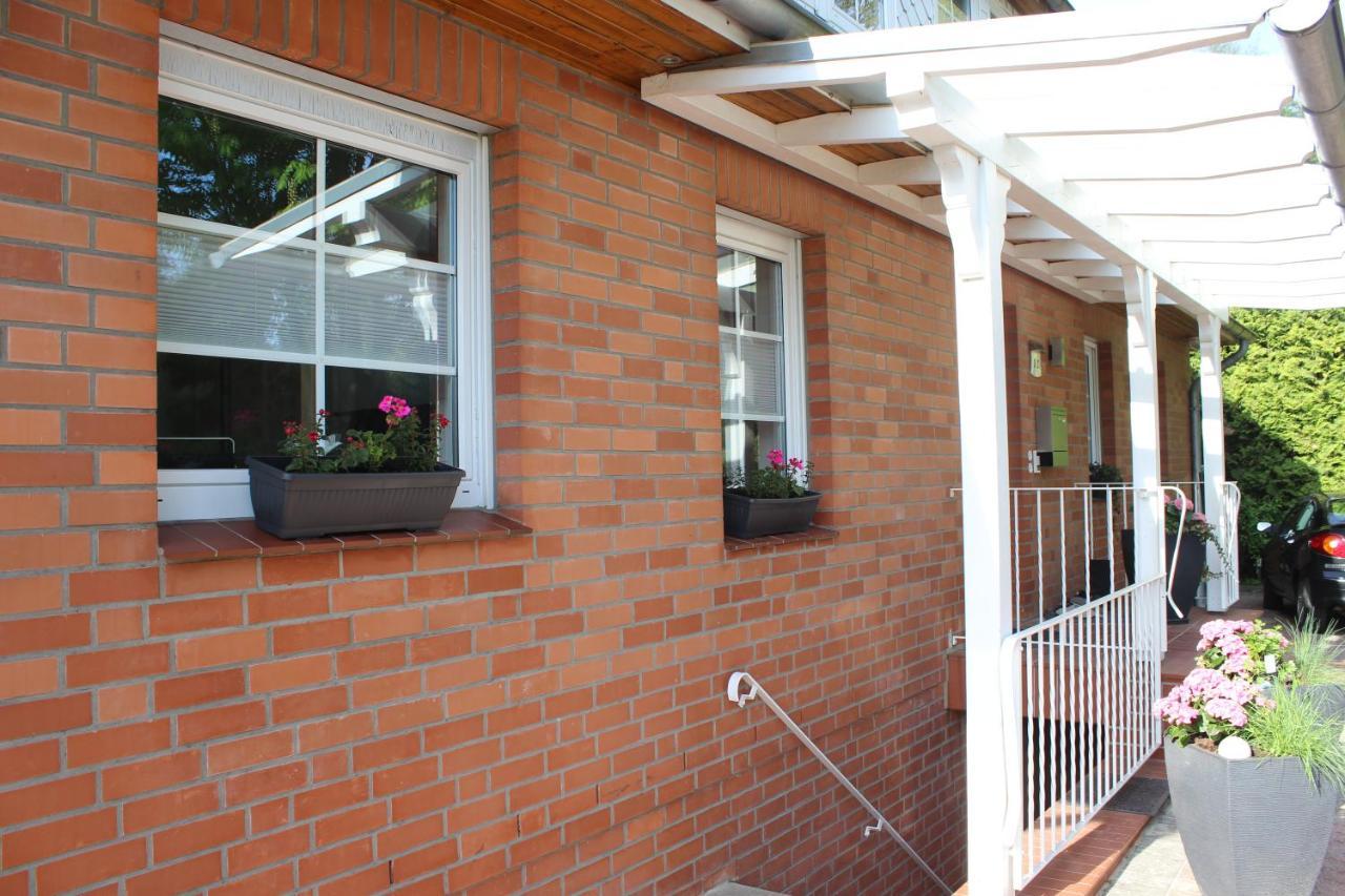Kleine Souterrain Wohnung Naehe Hamburg 노이불름슈토르프 외부 사진