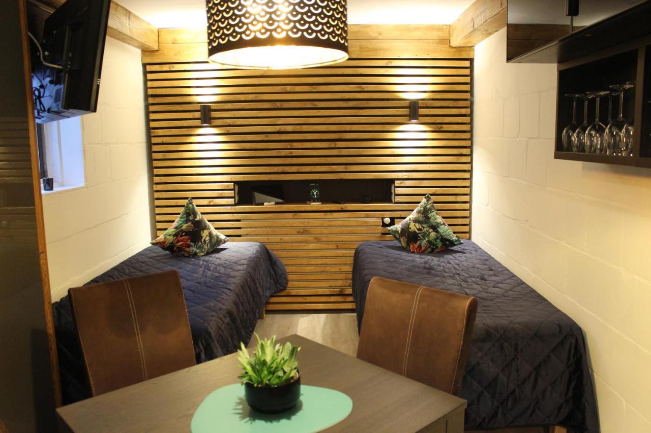 Kleine Souterrain Wohnung Naehe Hamburg 노이불름슈토르프 외부 사진